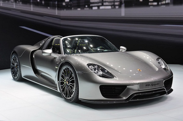 Porsche уверенно наращивает продажи автомобилей на мировом рынке