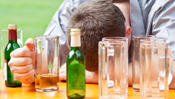 10 причин не пить алкоголь за рулём автомобиля