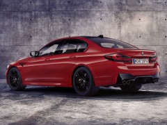 BMW M5 фото