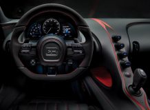 Bugatti Chiron 2018-2019 цена, технические характеристики.Фото, видео тест-драйв Широна